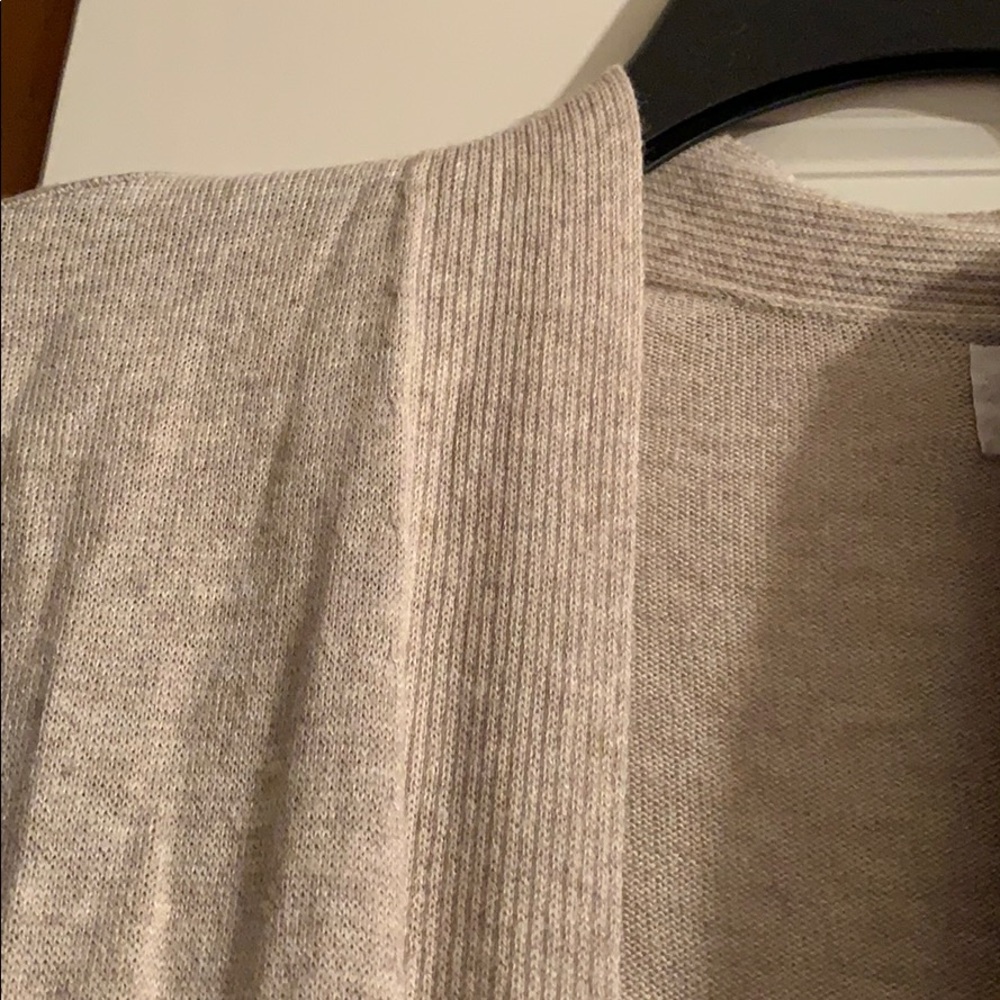 Cardigan - Picture 4 of 7